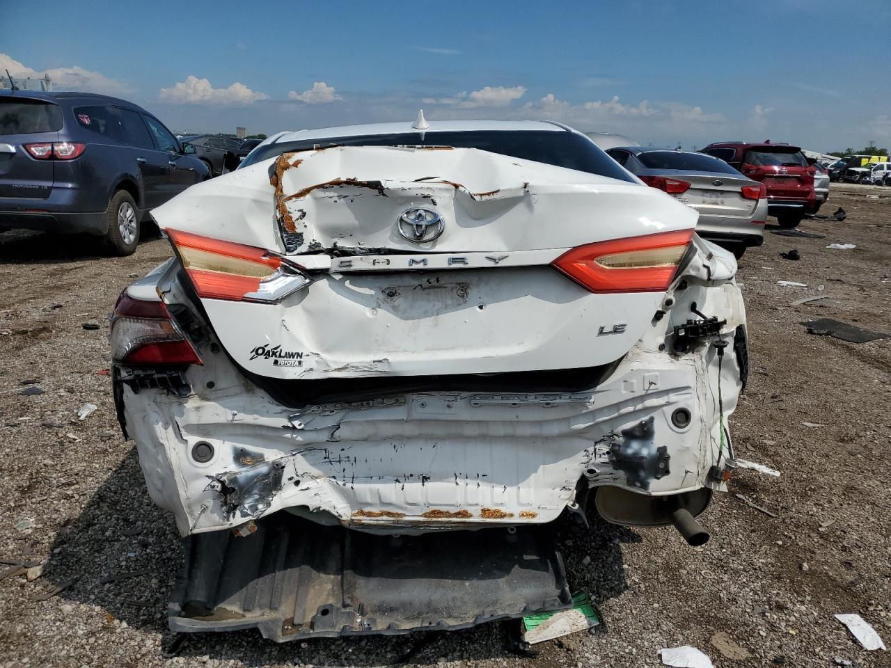 2023 Toyota Camry Le - Фото 6
