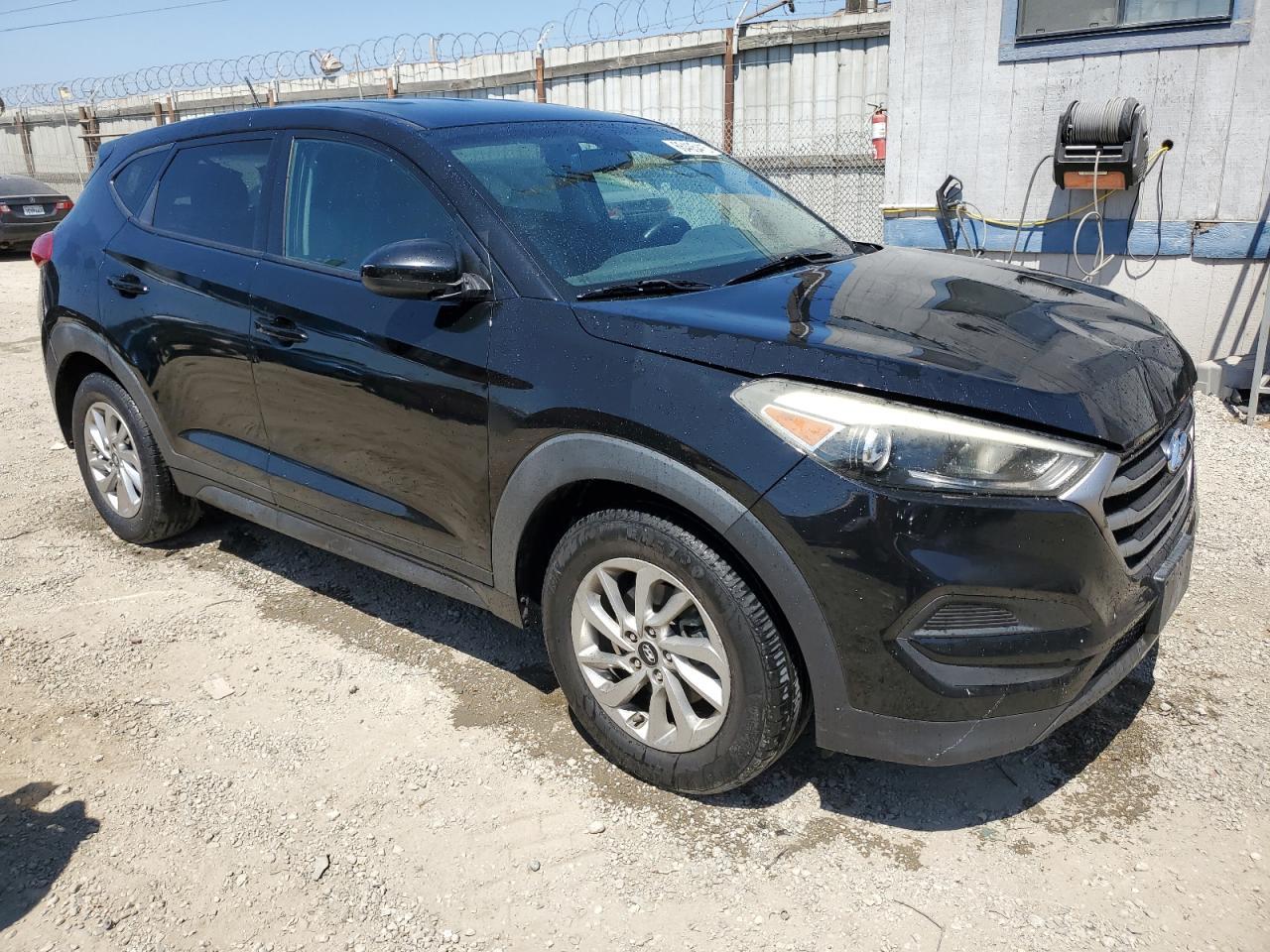 2017 Hyundai Tucson Se - Image 4