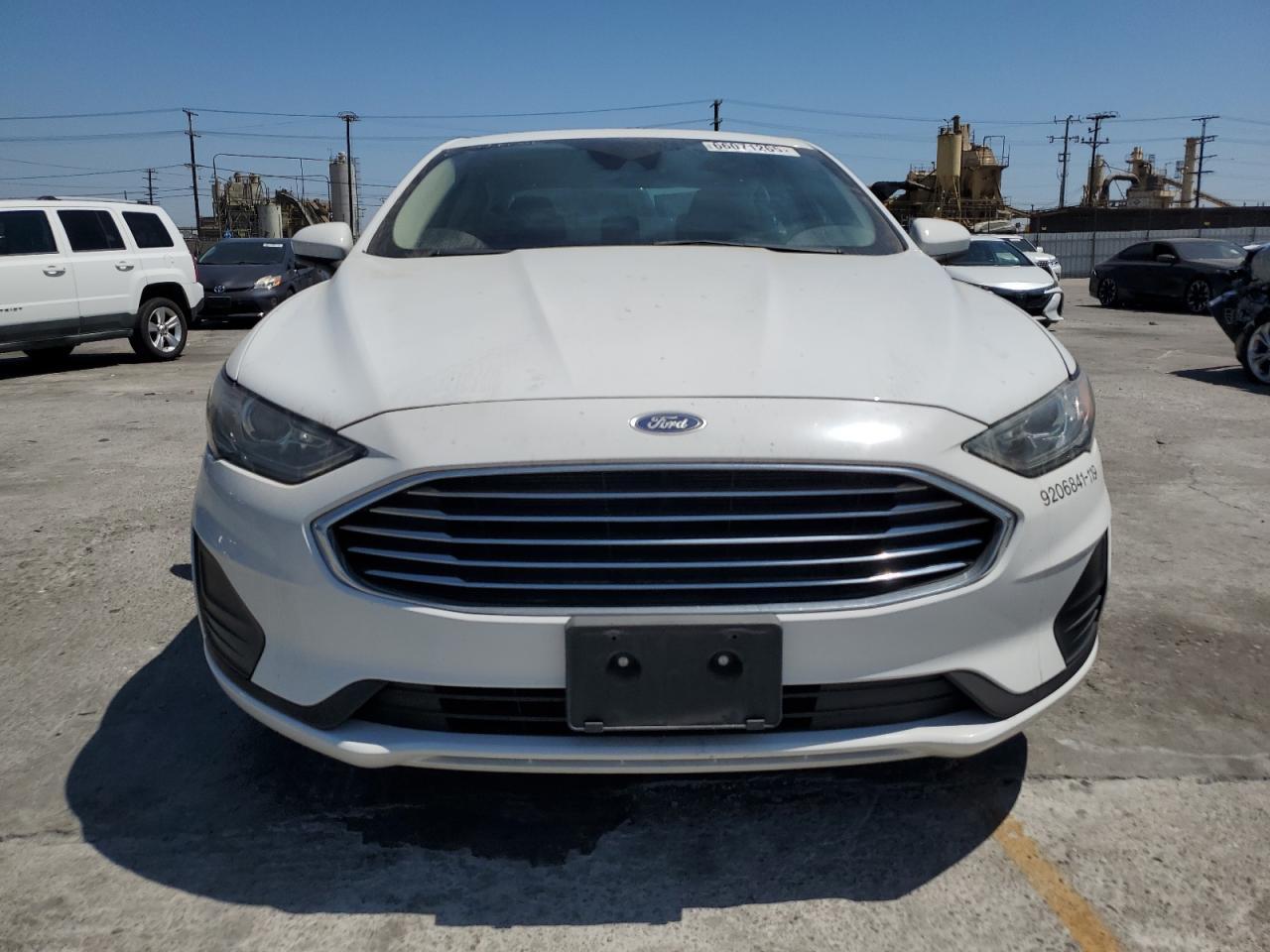 2019 Ford Fusion Se - Image 5