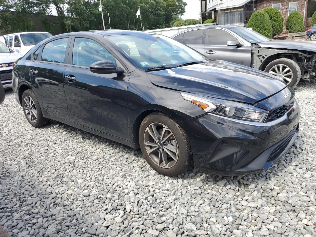 2024 Kia Forte Lx - Фото 4