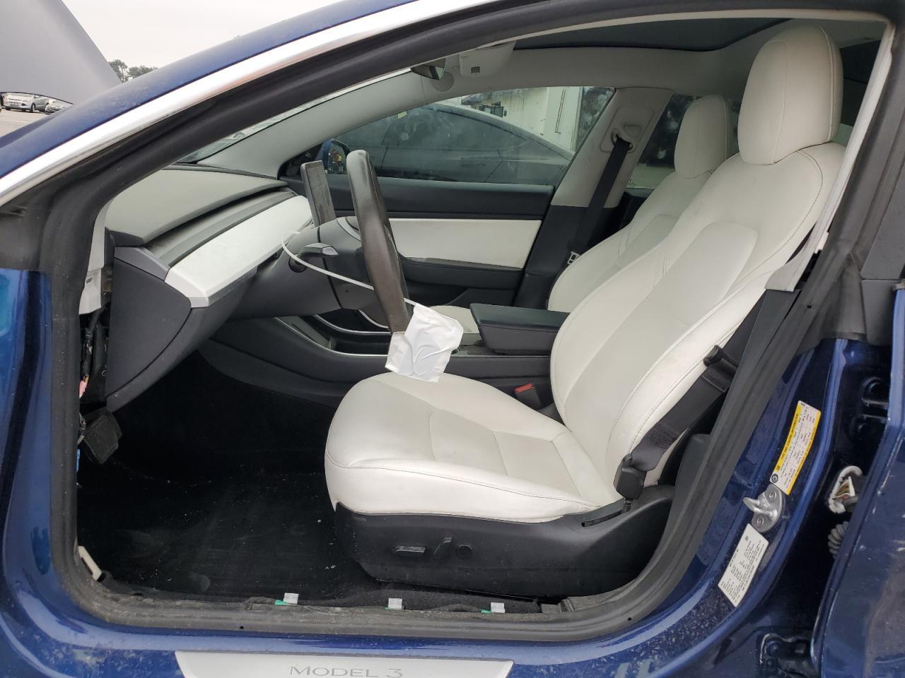 2020 Tesla Model 3 - Фото 7