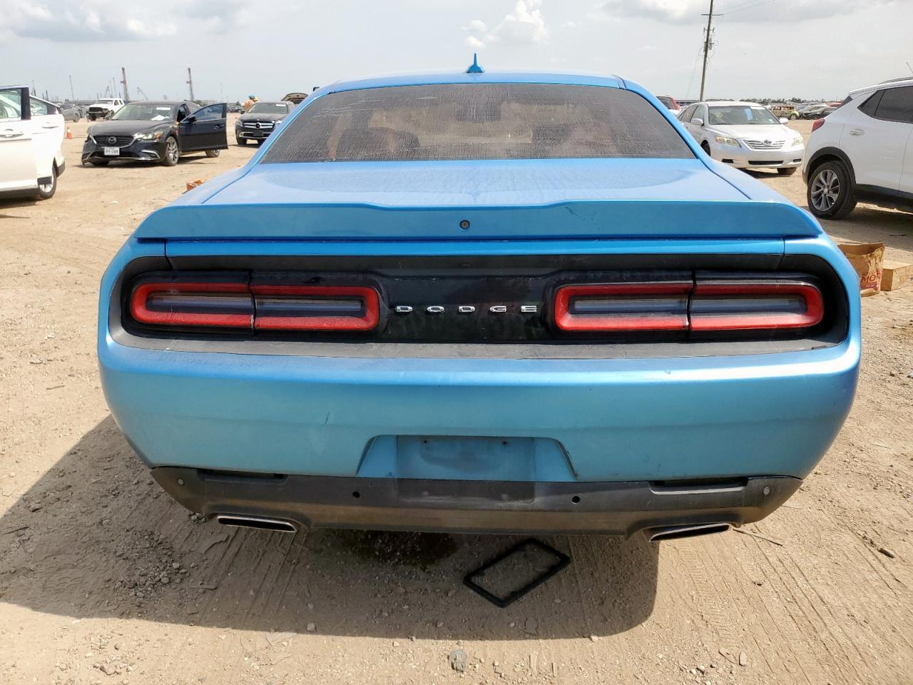 2015 Dodge Challenger Sxt Plus - Image 6