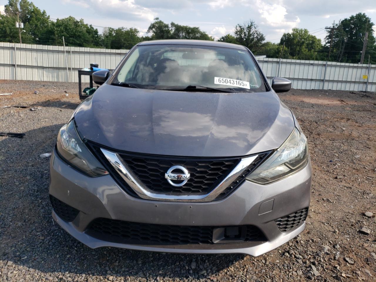 2018 Nissan Sentra S - Фото 5