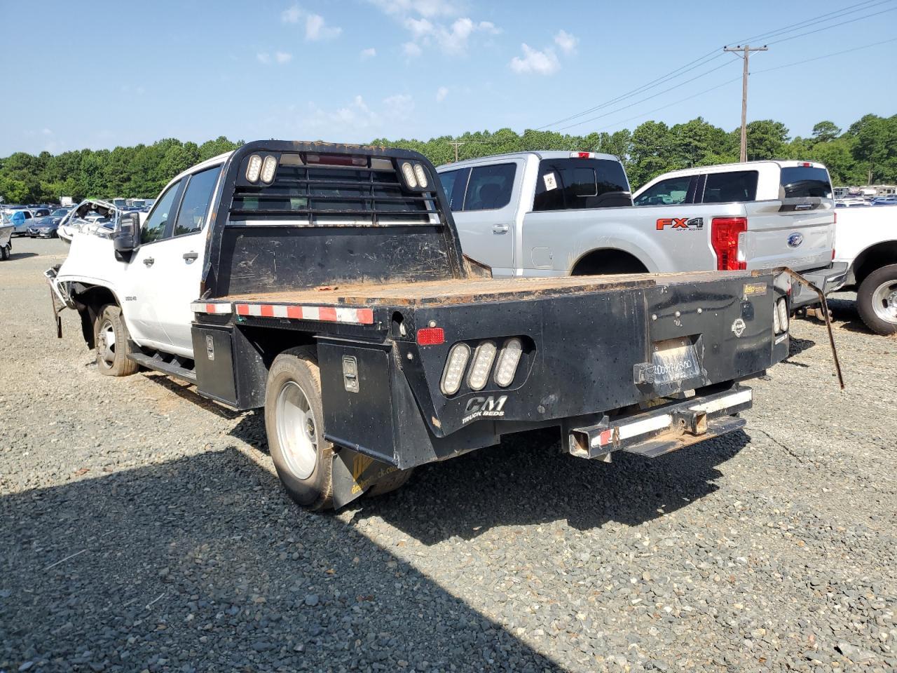2023 Chevrolet Silverado C3500 - Image 2