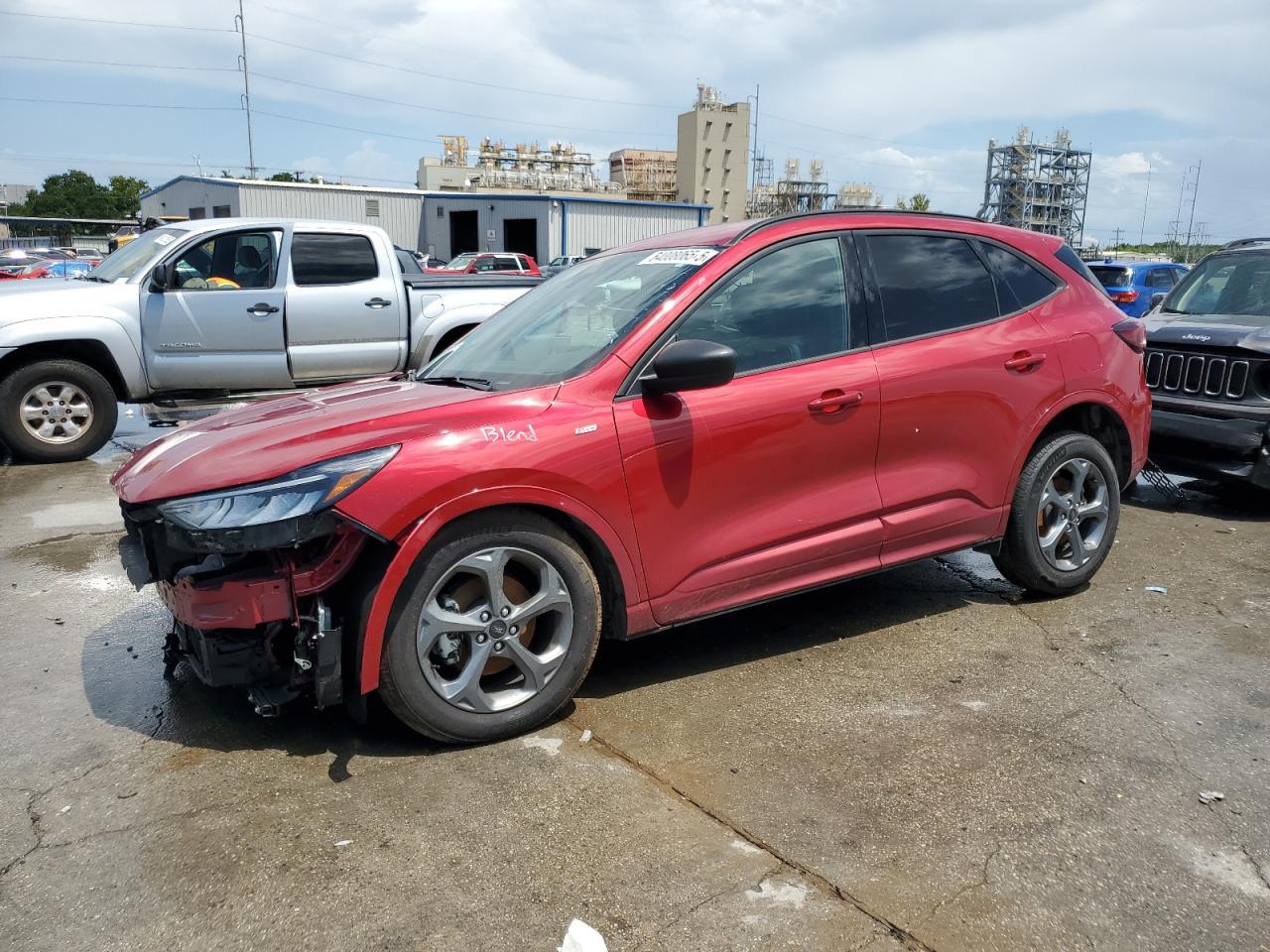 2024 Ford Escape St Line