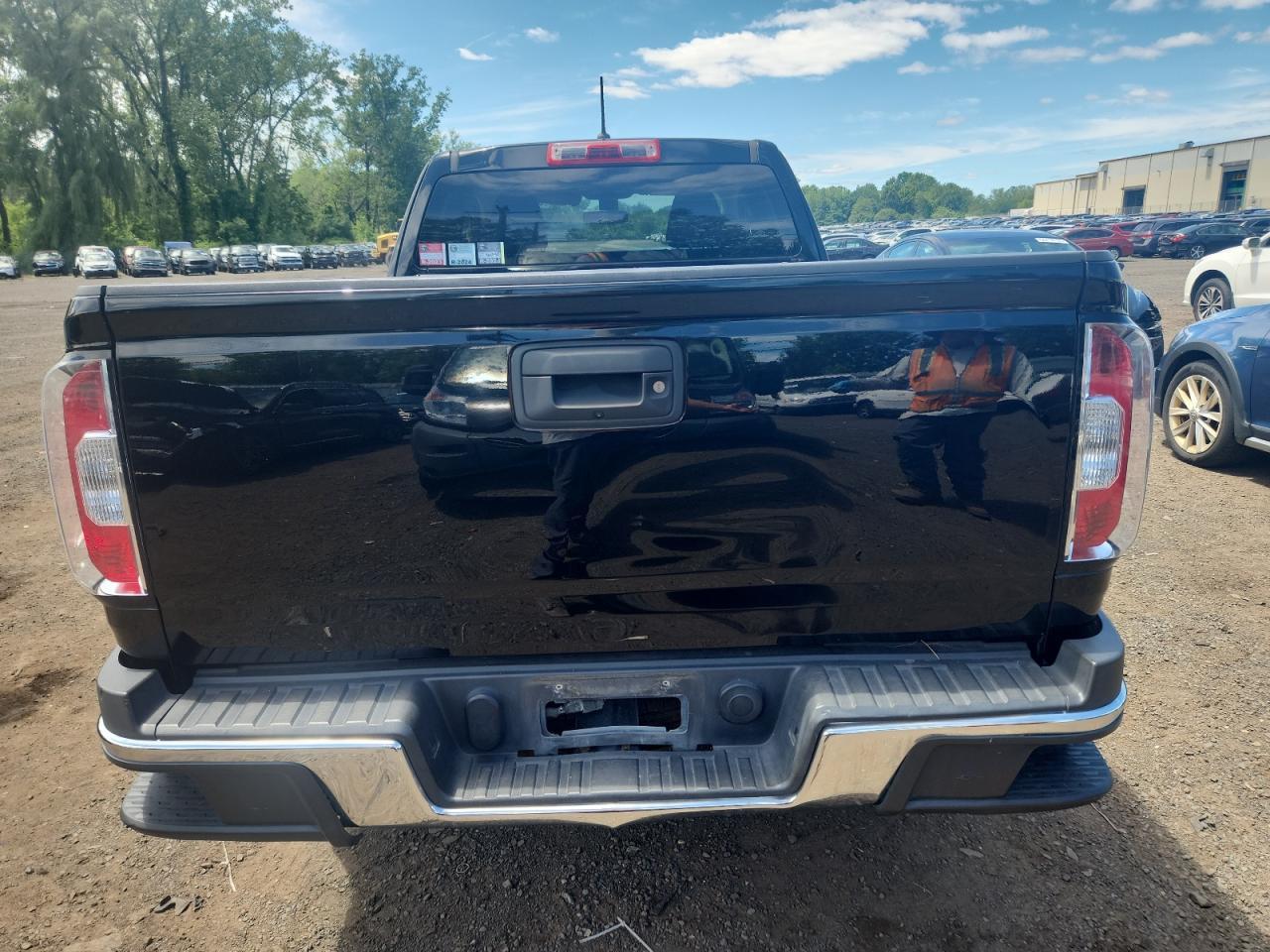 2018 GMC Canyon - Image 6