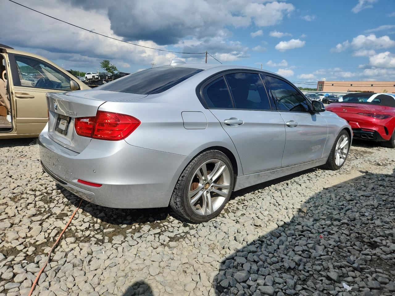 2015 BMW 328 I - Image 3