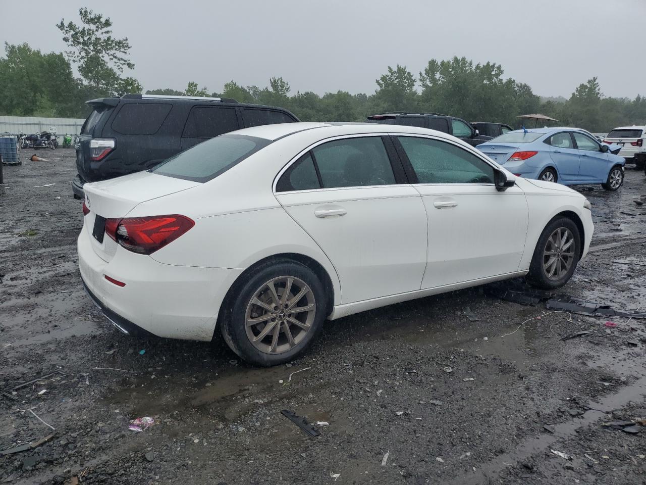 2019 Mercedes-Benz A 220 - Фото 3