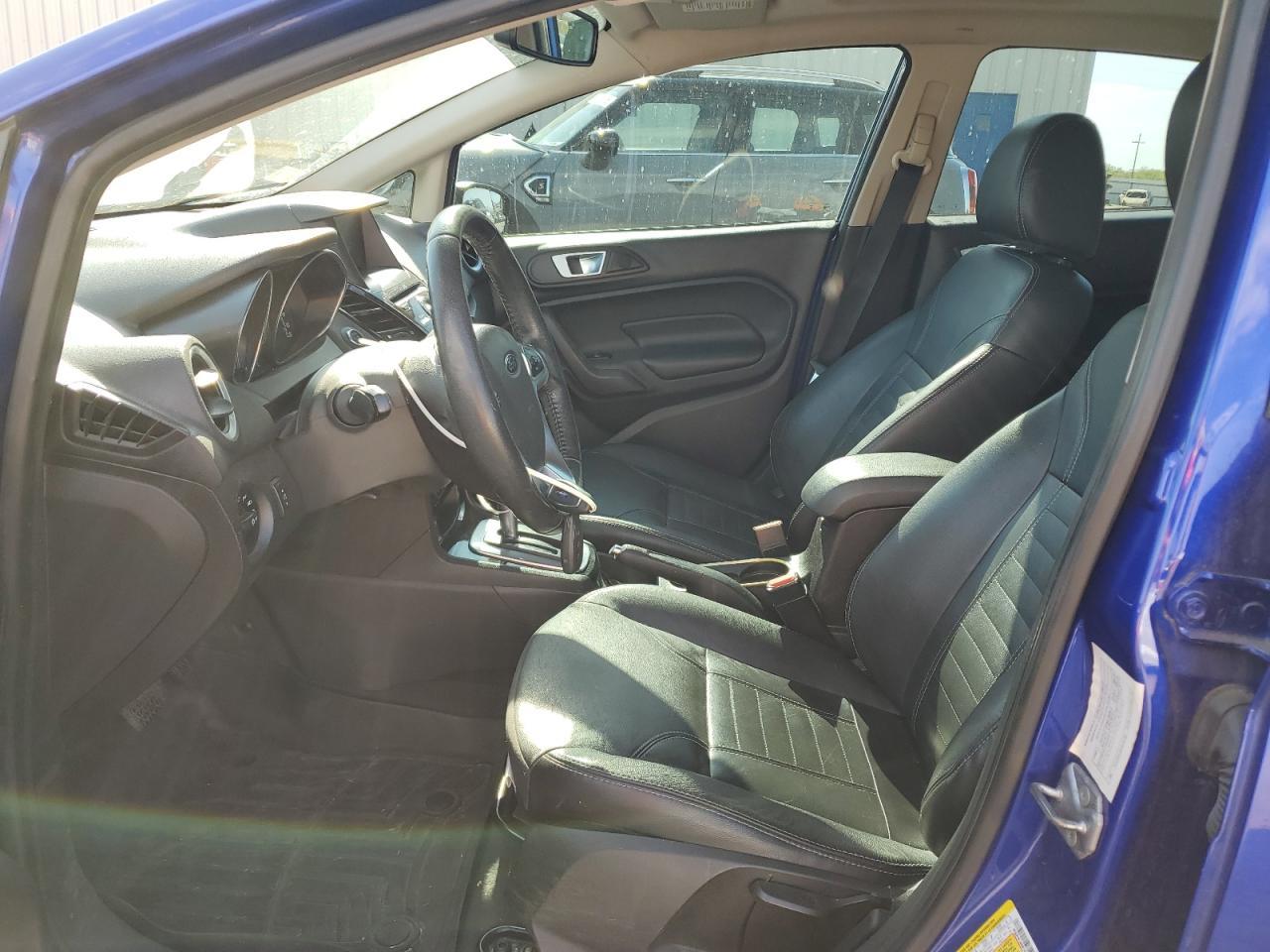 2014 Ford Fiesta Titanium - Фото 7