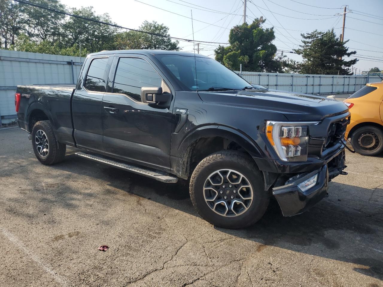 2021 Ford F150 Super Cab - Фото 4