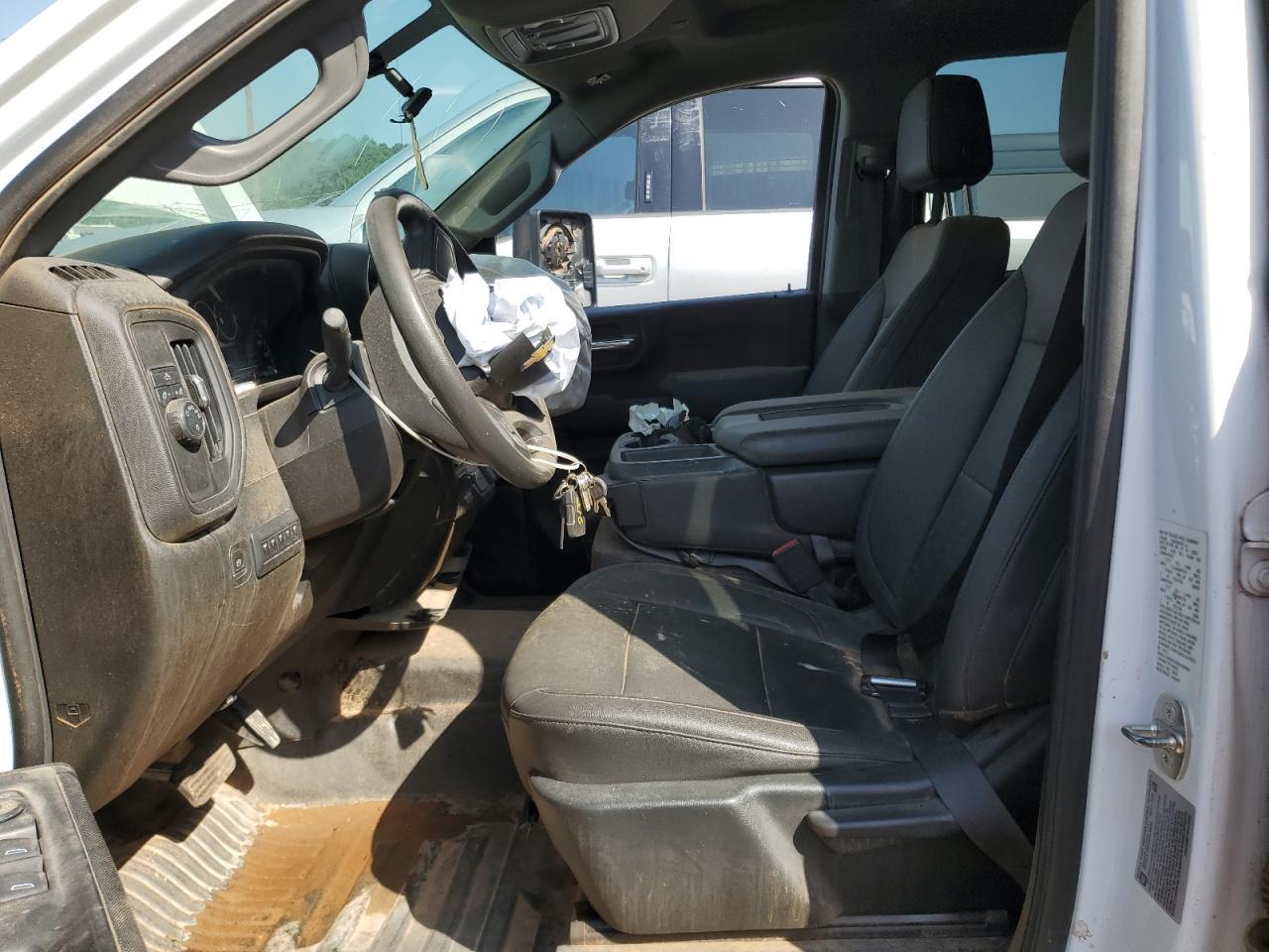 2023 Chevrolet Silverado C3500 - Image 7