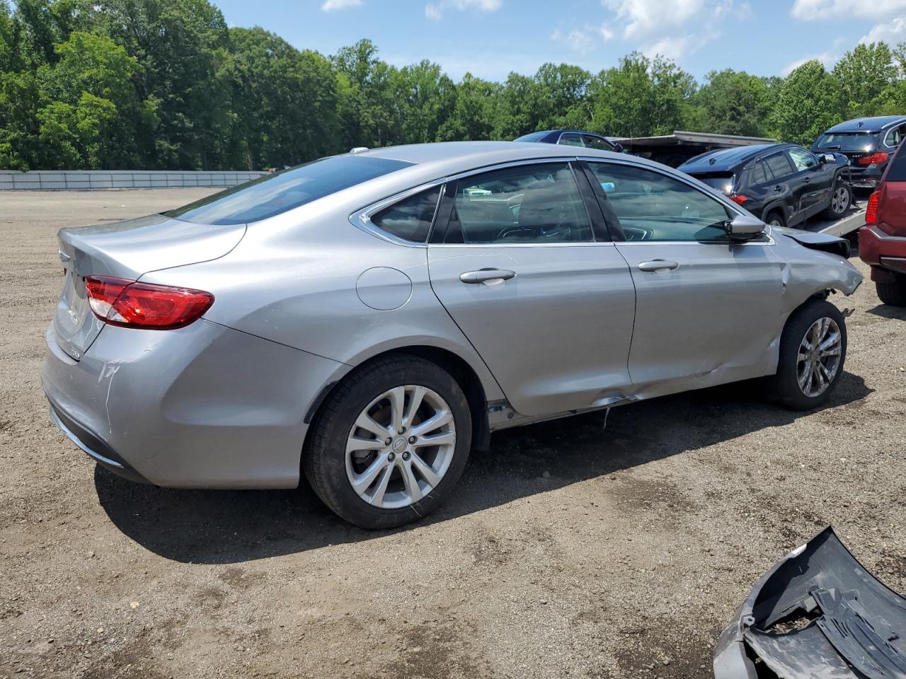 2016 Chrysler 200 Limited - Фото 3