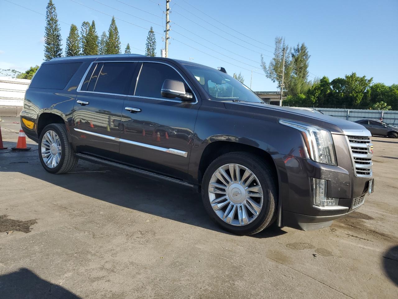 2016 Cadillac Escalade Esv Platinum - Фото 4