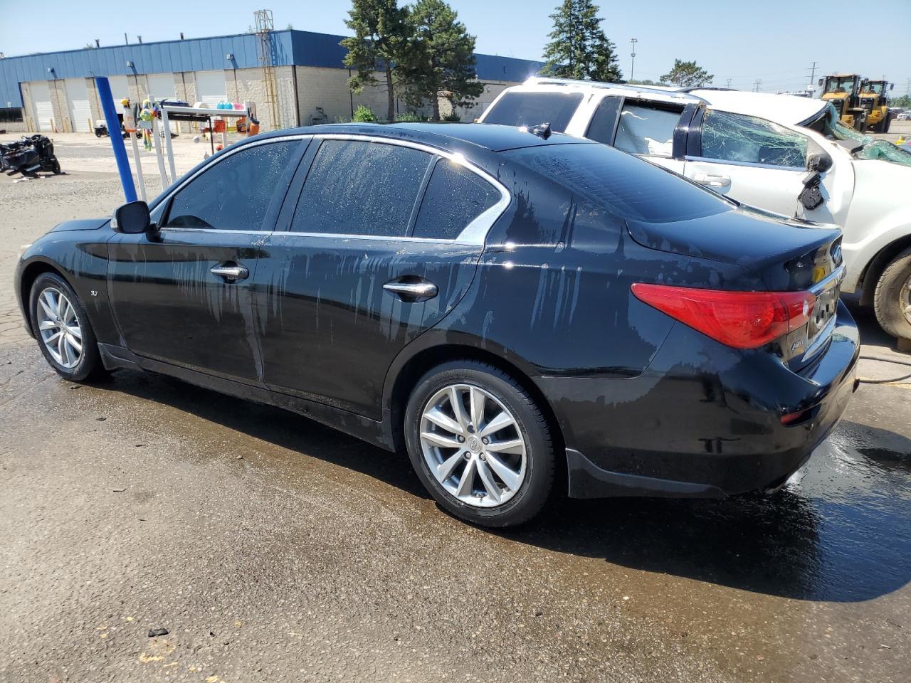 2015 Infiniti Q50 Base - Фото 2