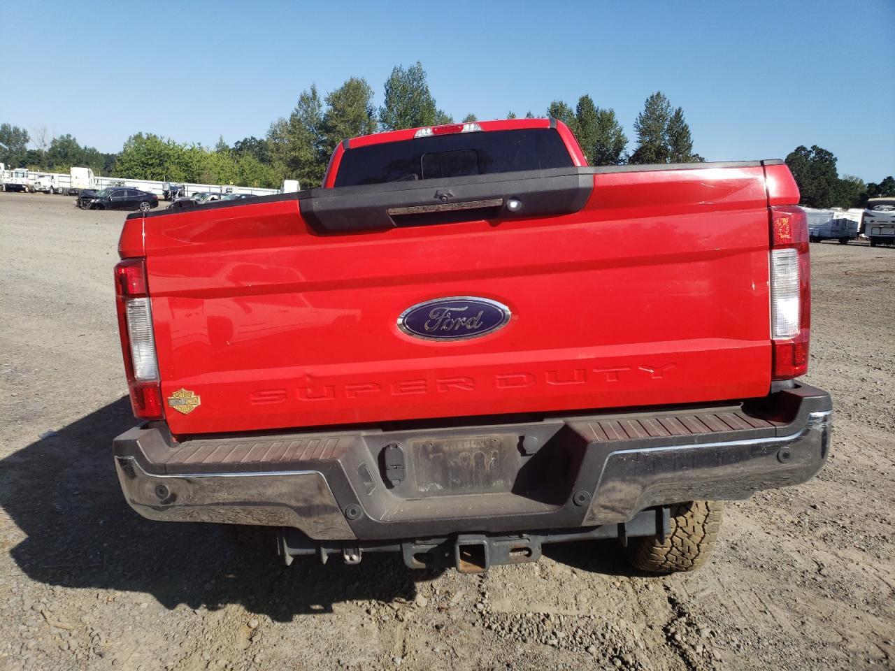 2019 Ford F350 Super Duty - Фото 6