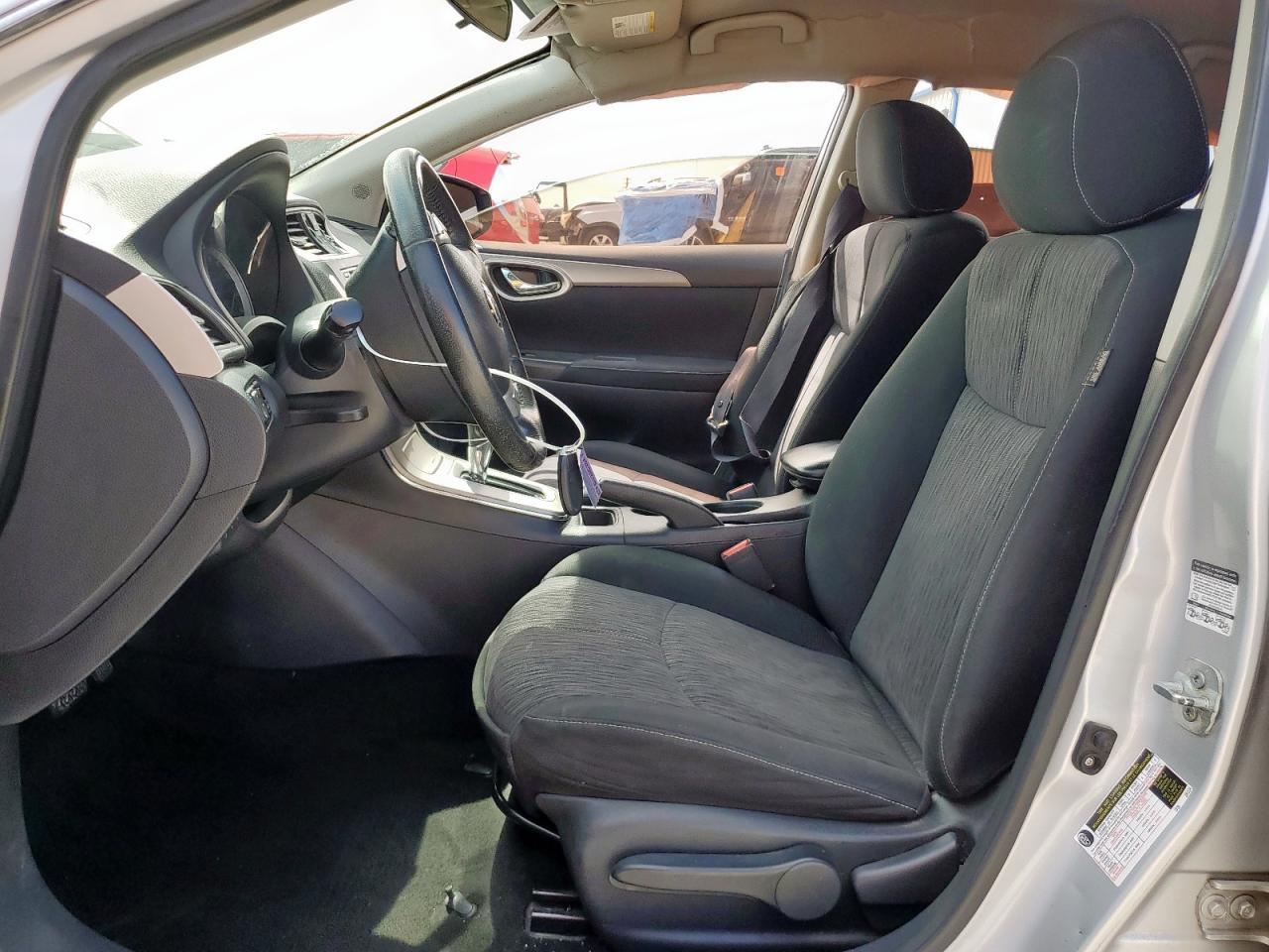 2015 Nissan Sentra S - Фото 7