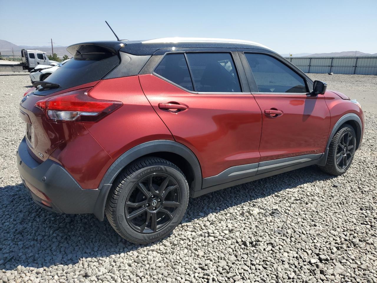2020 Nissan Kicks Sr - Фото 3
