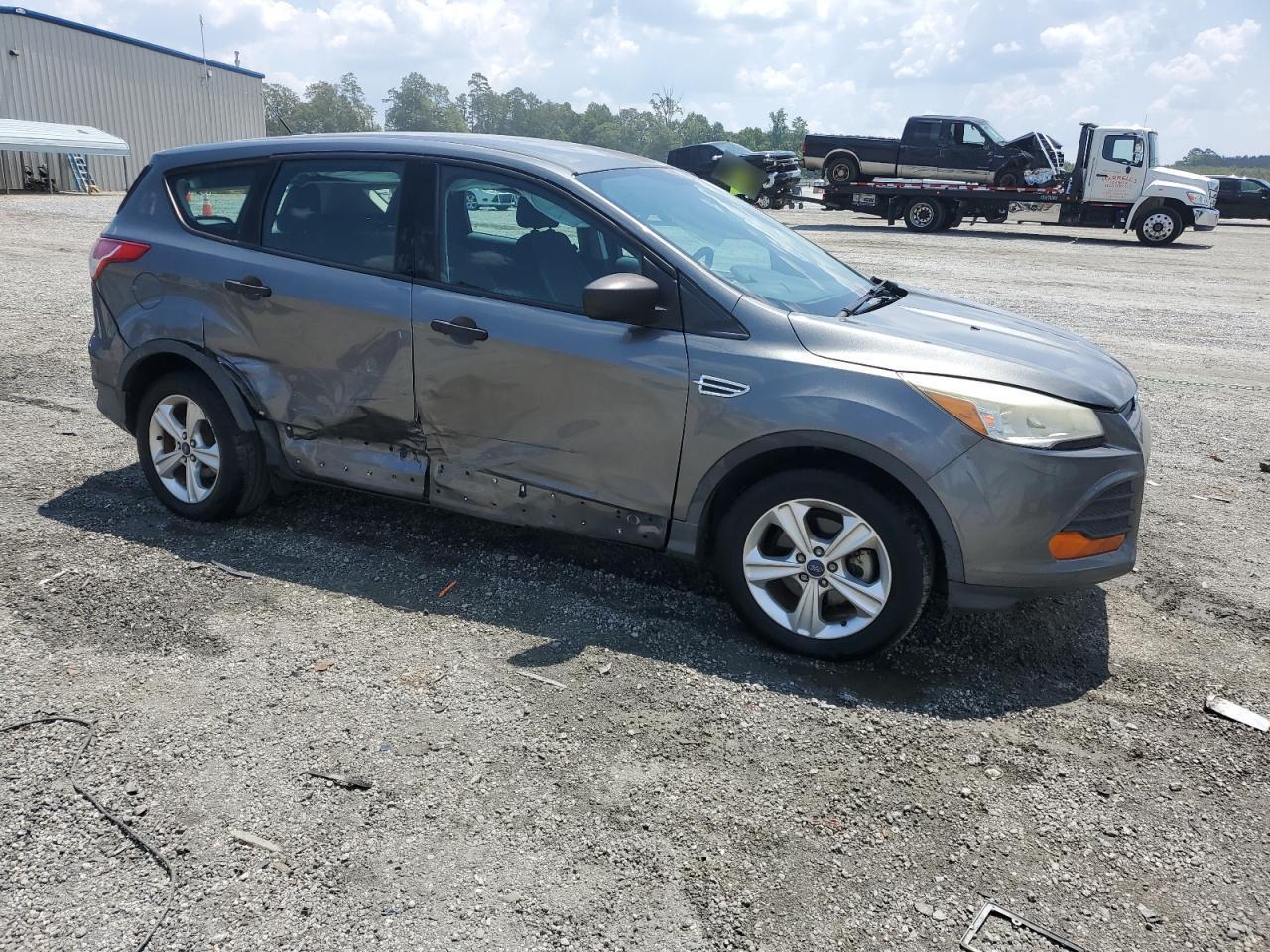 2014 Ford Escape S - Фото 4