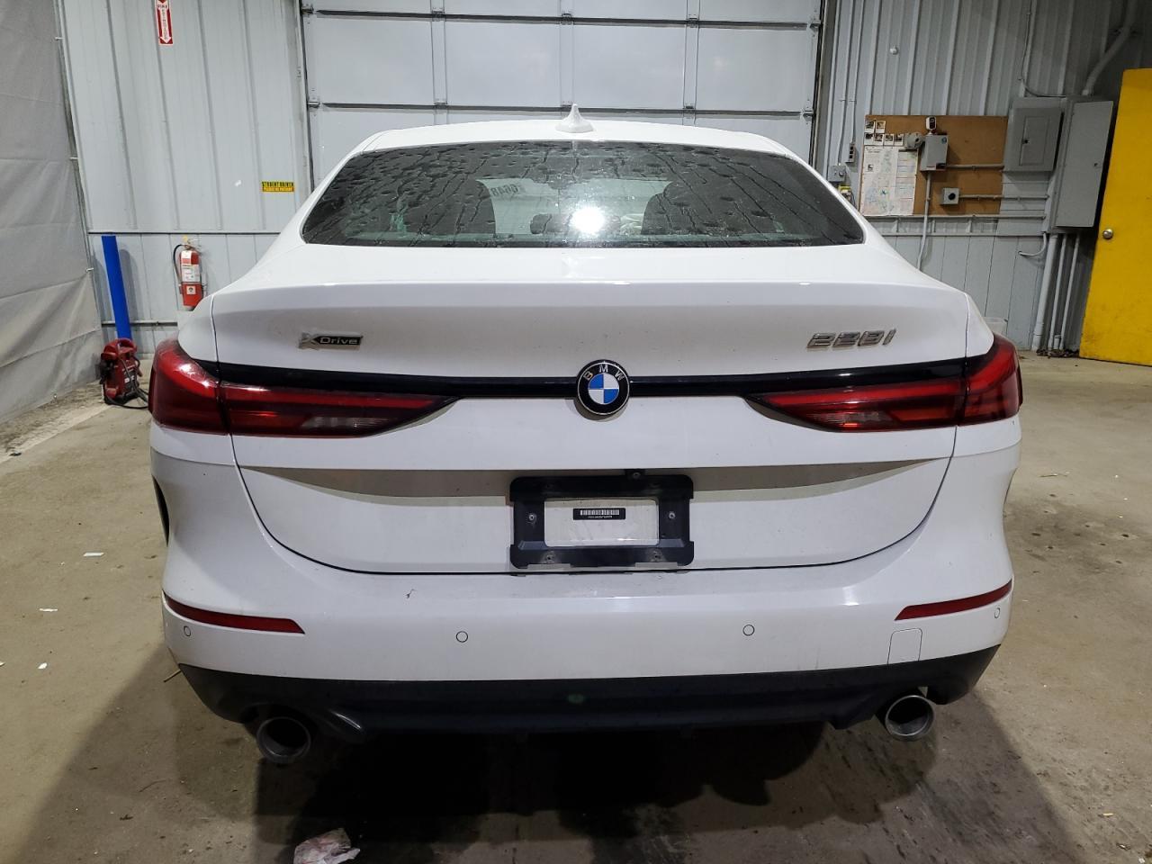 2021 BMW 228Xi - Фото 6