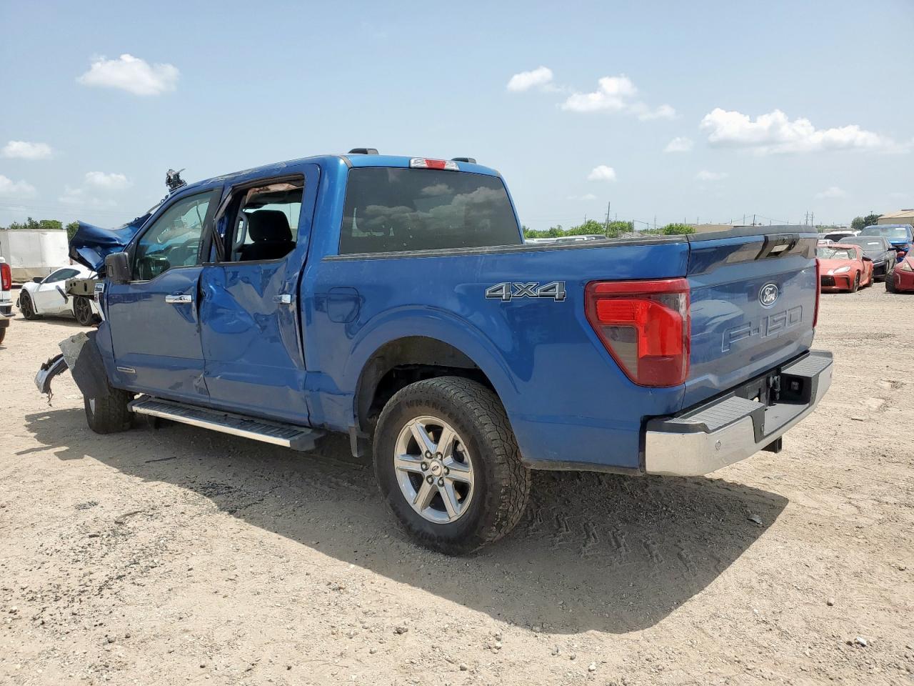 2024 Ford F150 Xlt - Фото 2