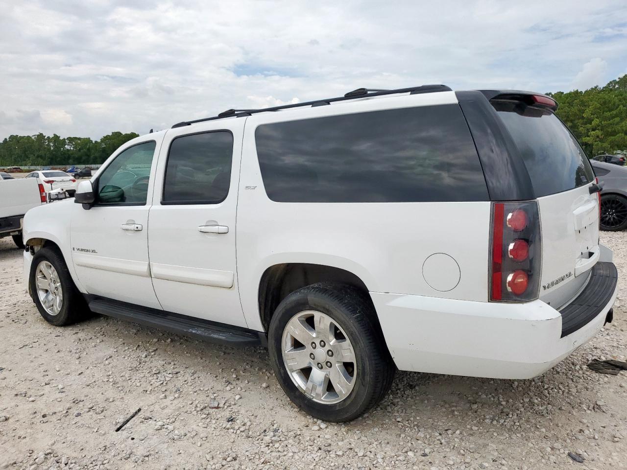 2008 GMC Yukon Xl C1500 - Image 2