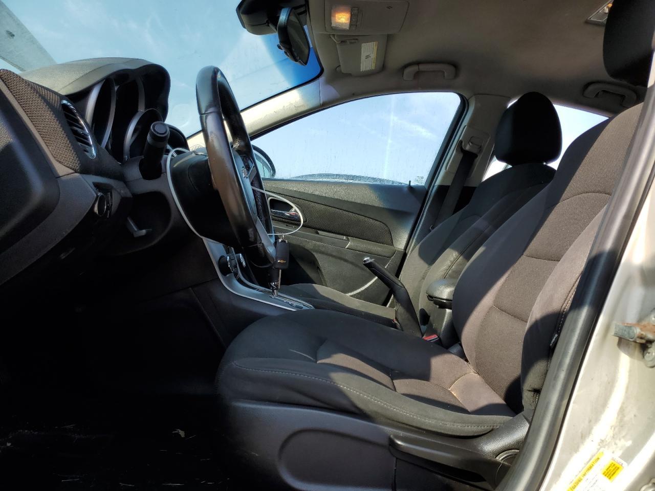 2014 Chevrolet Cruze Lt - Image 7