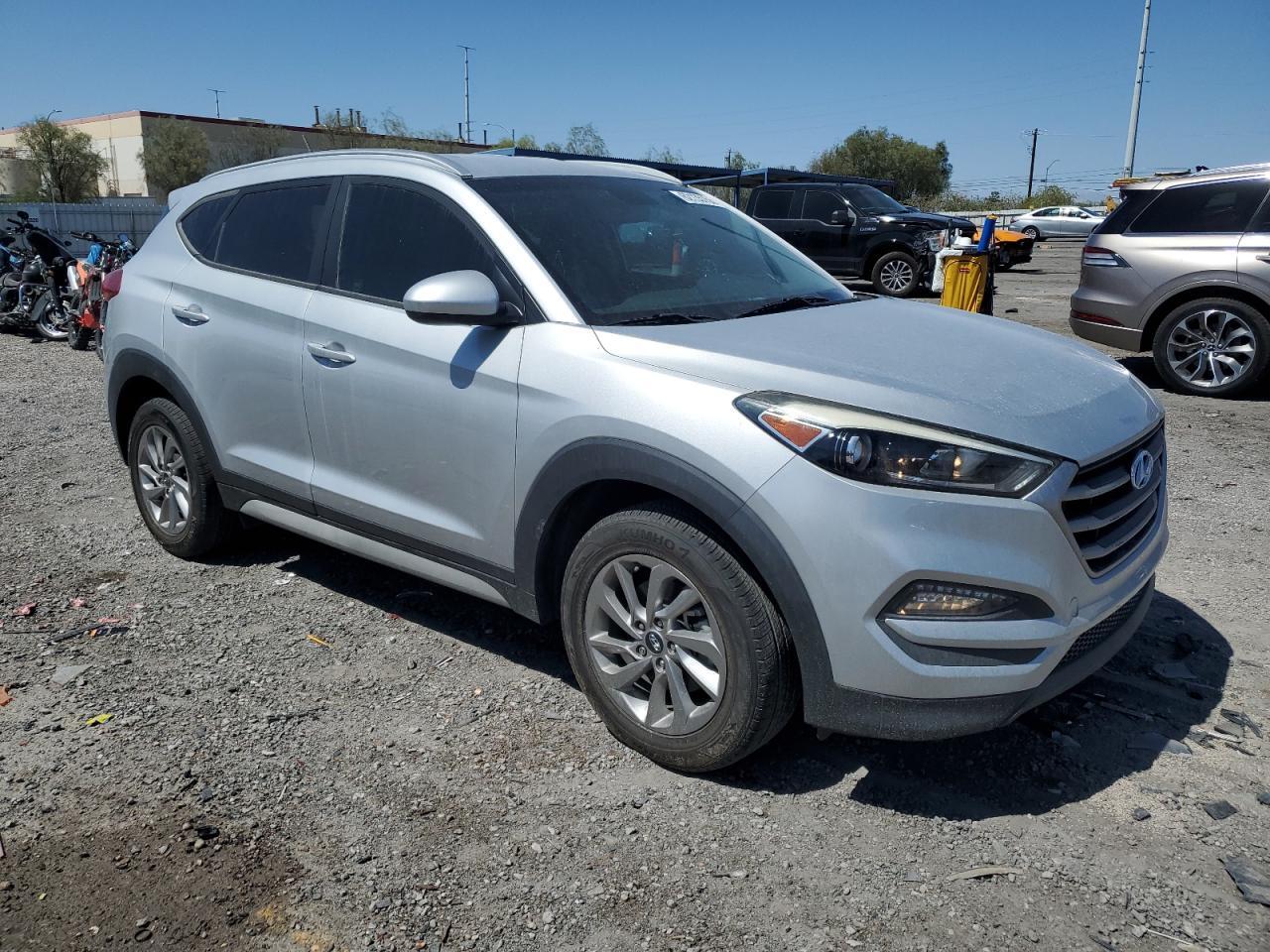 2017 Hyundai Tucson Limited - Image 4