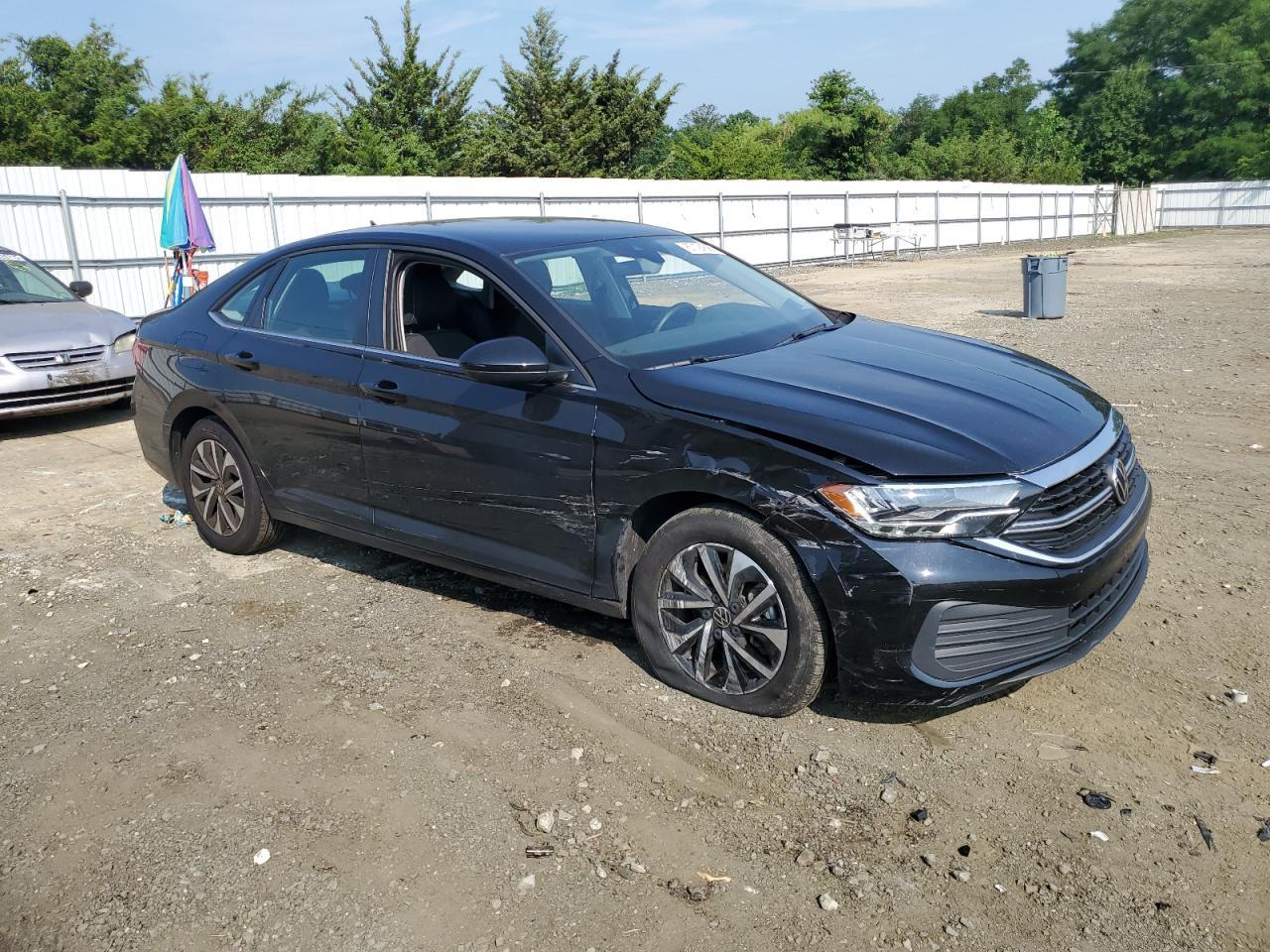 2022 Volkswagen Jetta S - Image 4