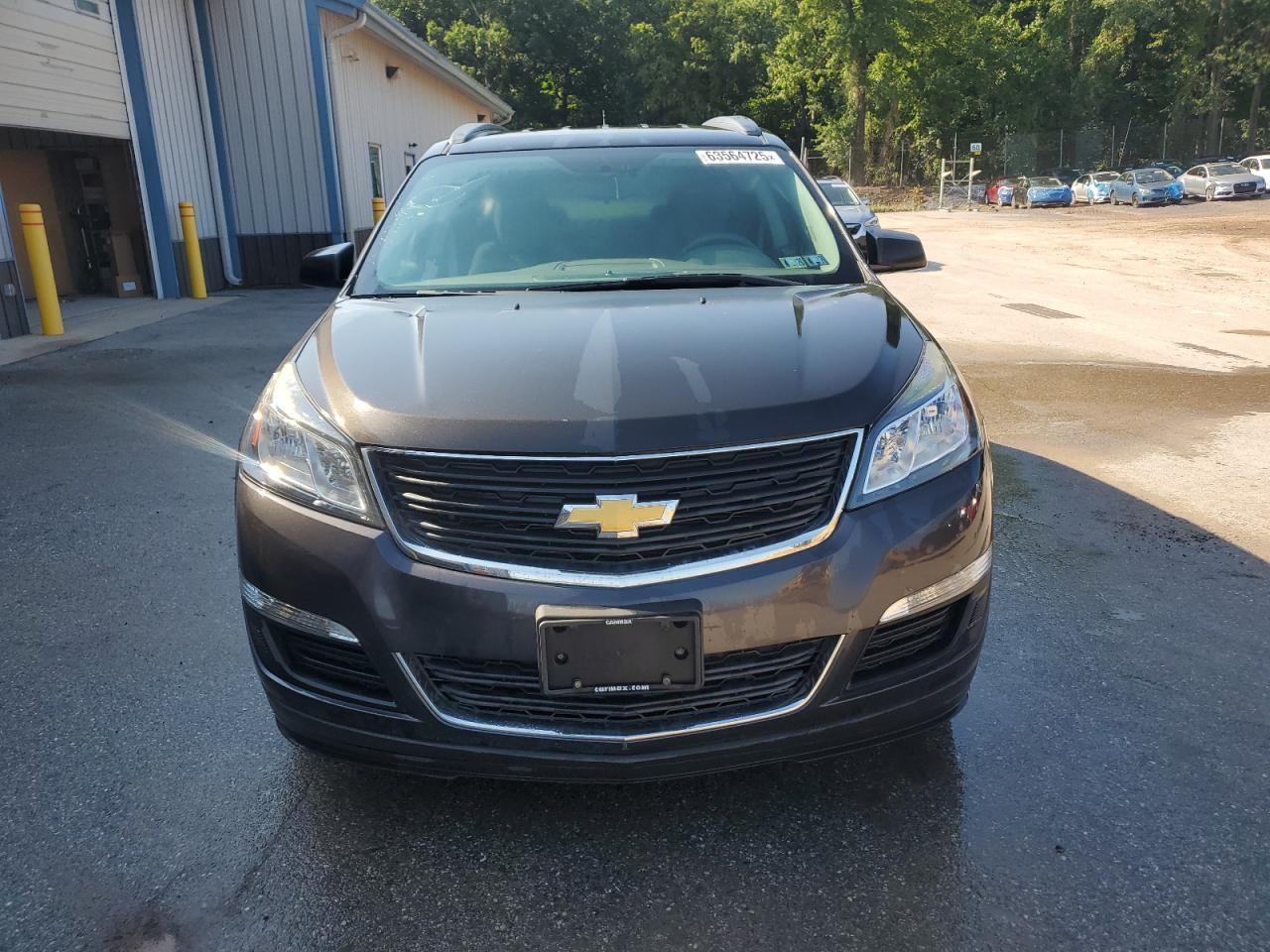 2017 Chevrolet Traverse Ls - Фото 5