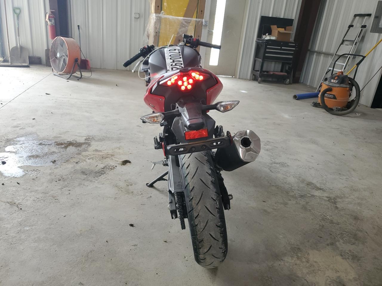 2025 Kawasaki Ex500 - Фото 4