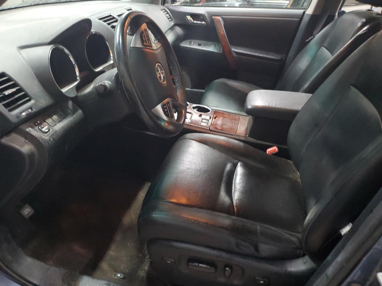 2011 Toyota Highlander Limited - Image 7