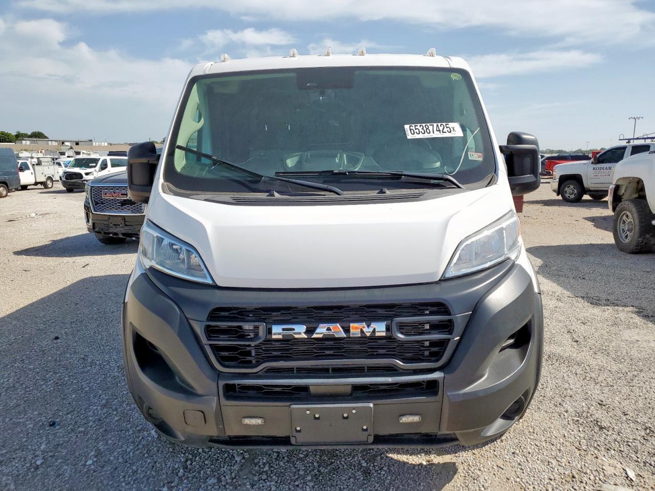 2023 Ram Promaster 2500 2500 Standard - Фото 5