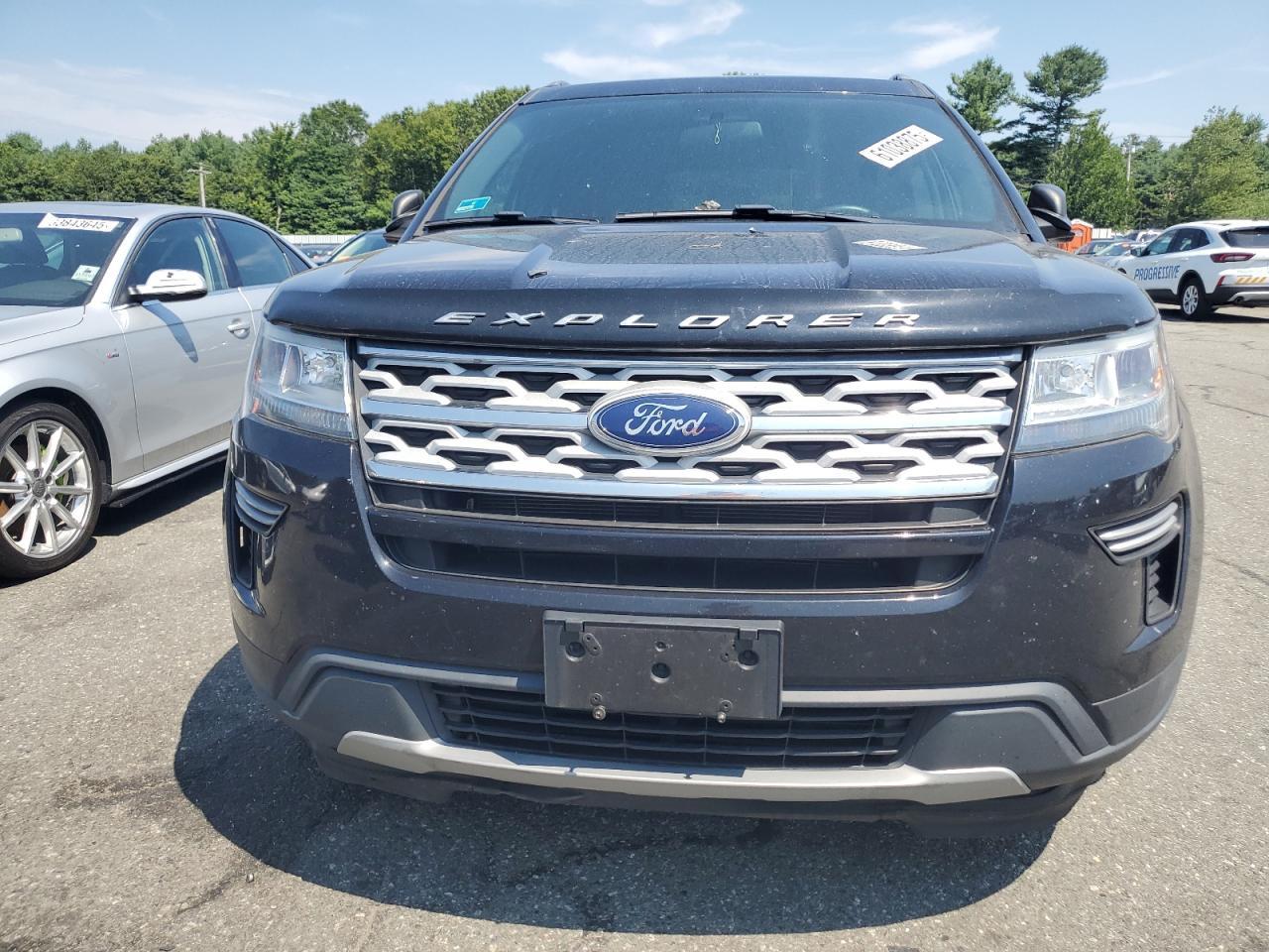 2019 Ford Explorer Xlt - Фото 5