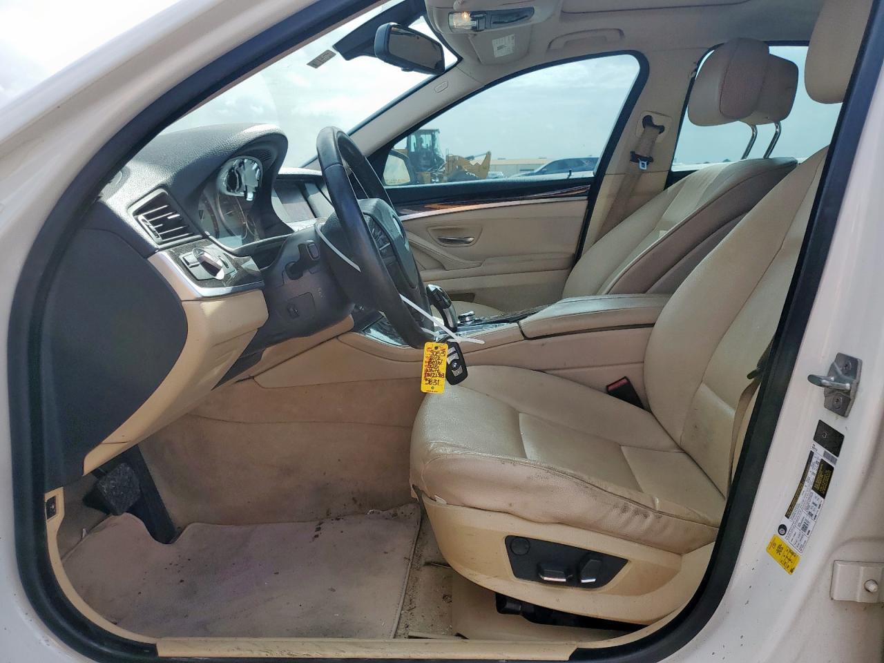 2012 BMW 528 I - Image 7