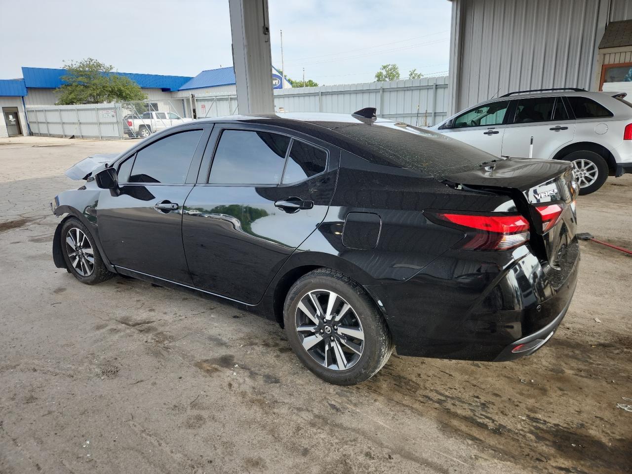 2021 Nissan Versa Sv - Image 2