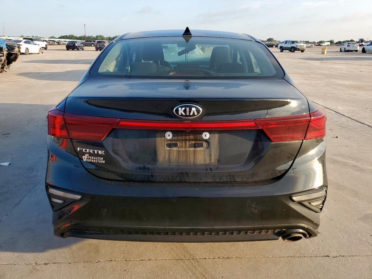2021 Kia Forte Fe - Image 6