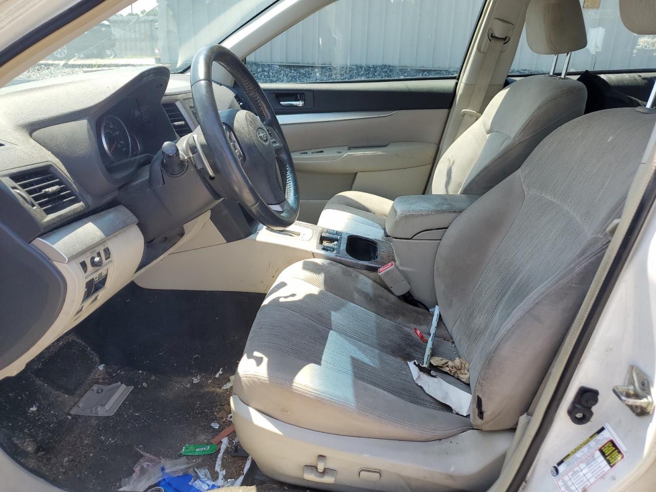 2014 Subaru Legacy 2.5I Premium - Image 7