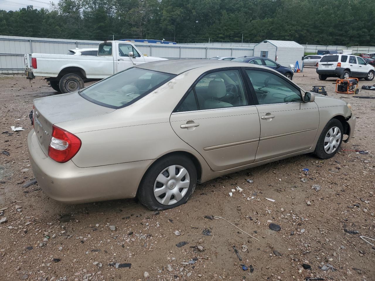 2004 Toyota Camry Le - Фото 3