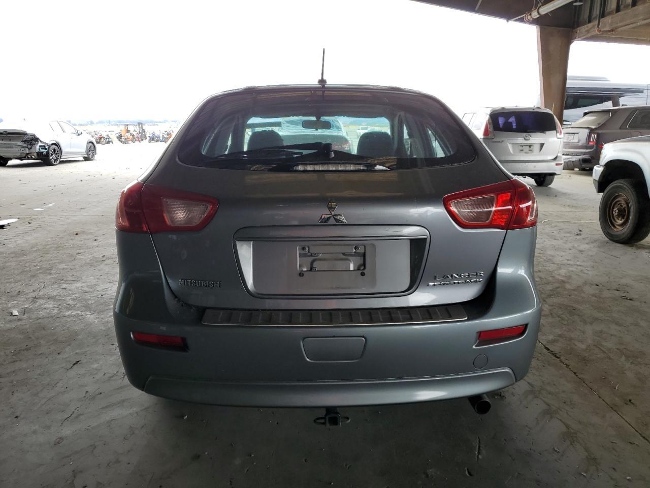 2014 Mitsubishi Lancer Es/Es Sport - Image 6