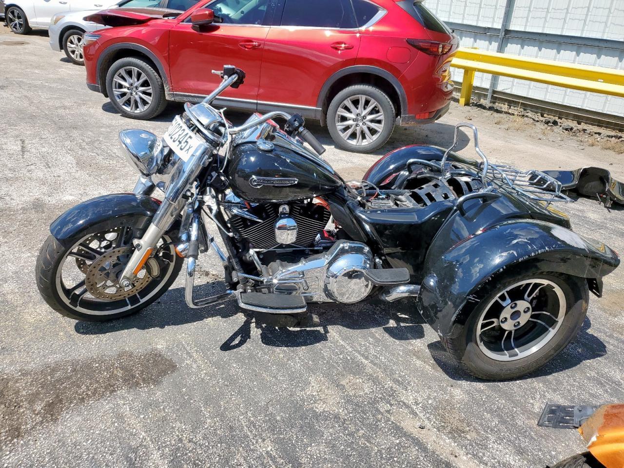 2016 Harley-Davidson Flrt Free Wheeler - Image 3