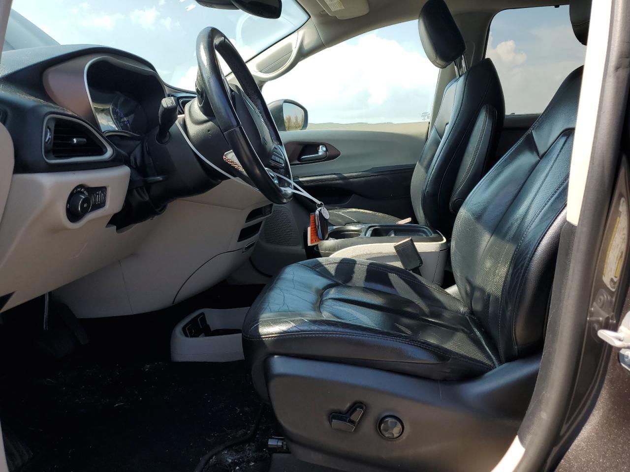 2019 Chrysler Pacifica Touring L - Фото 7