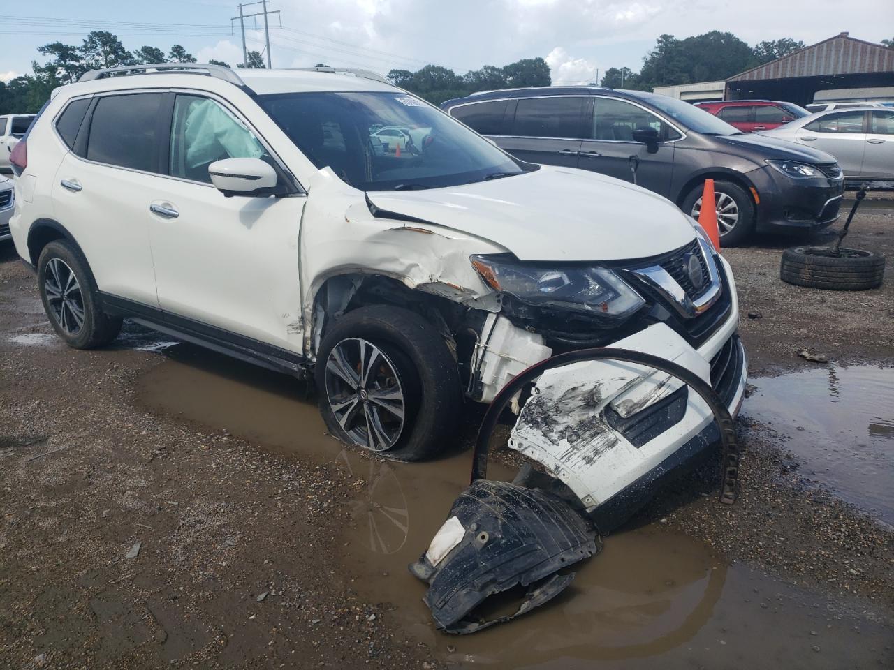 2020 Nissan Rogue S - Фото 4