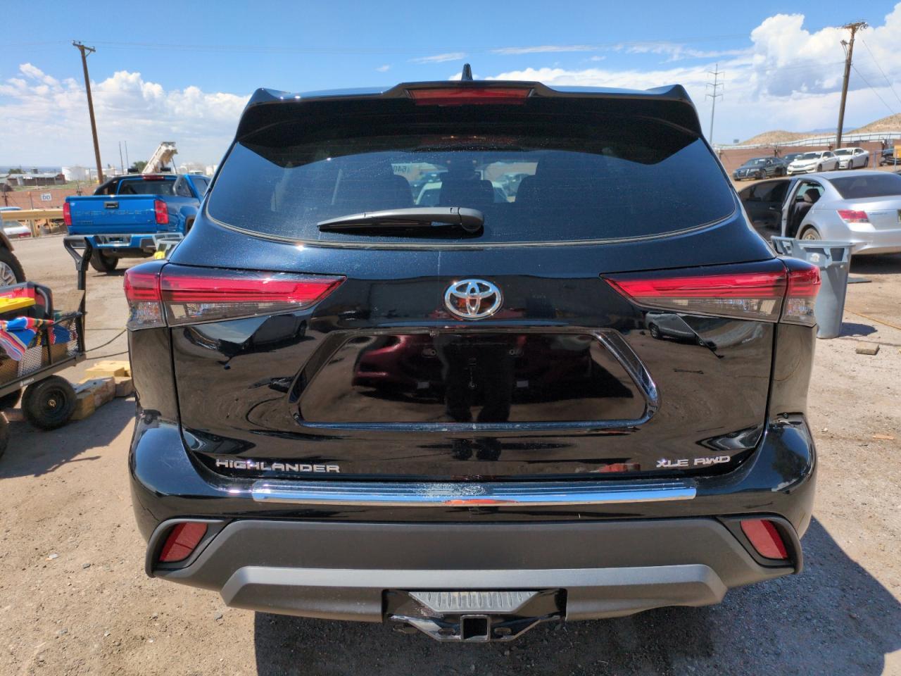 2022 Toyota Highlander Xle - Image 6