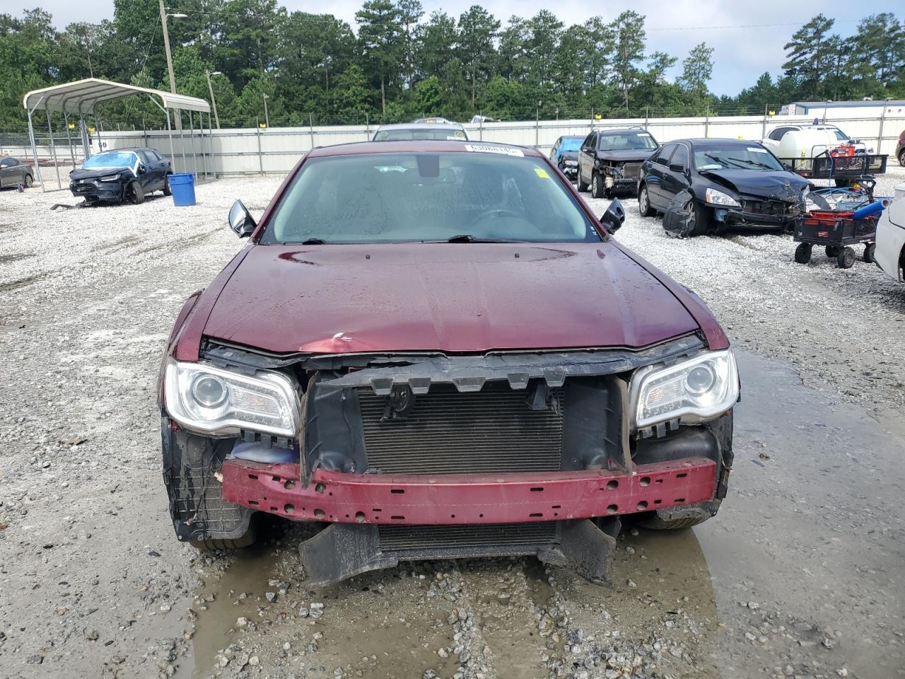 2018 Chrysler 300 Touring - Image 5