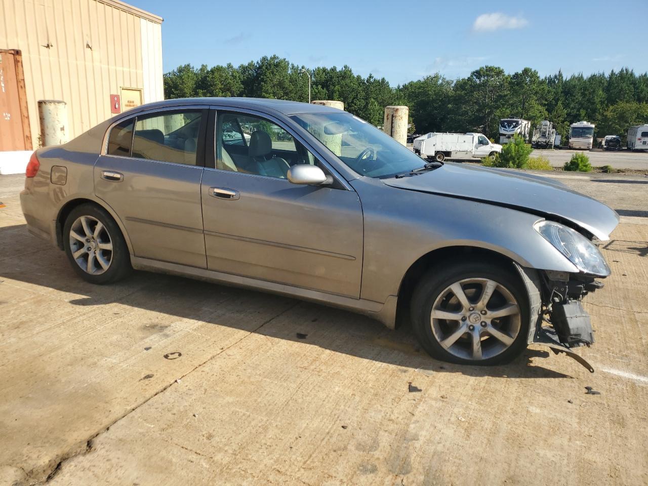 2005 Infiniti G35 - Image 4