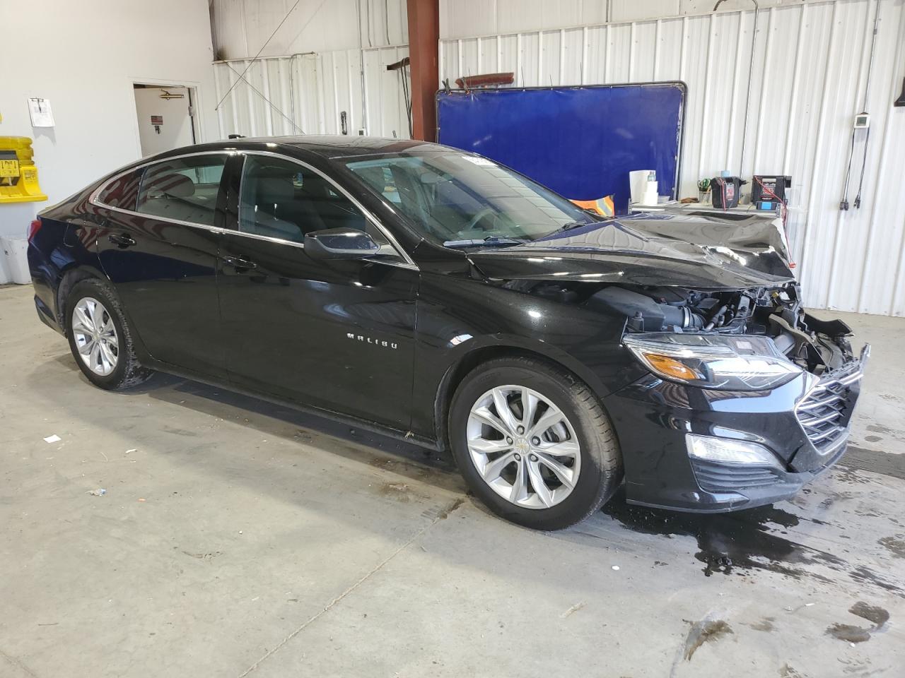 2022 Chevrolet Malibu Lt - Image 4