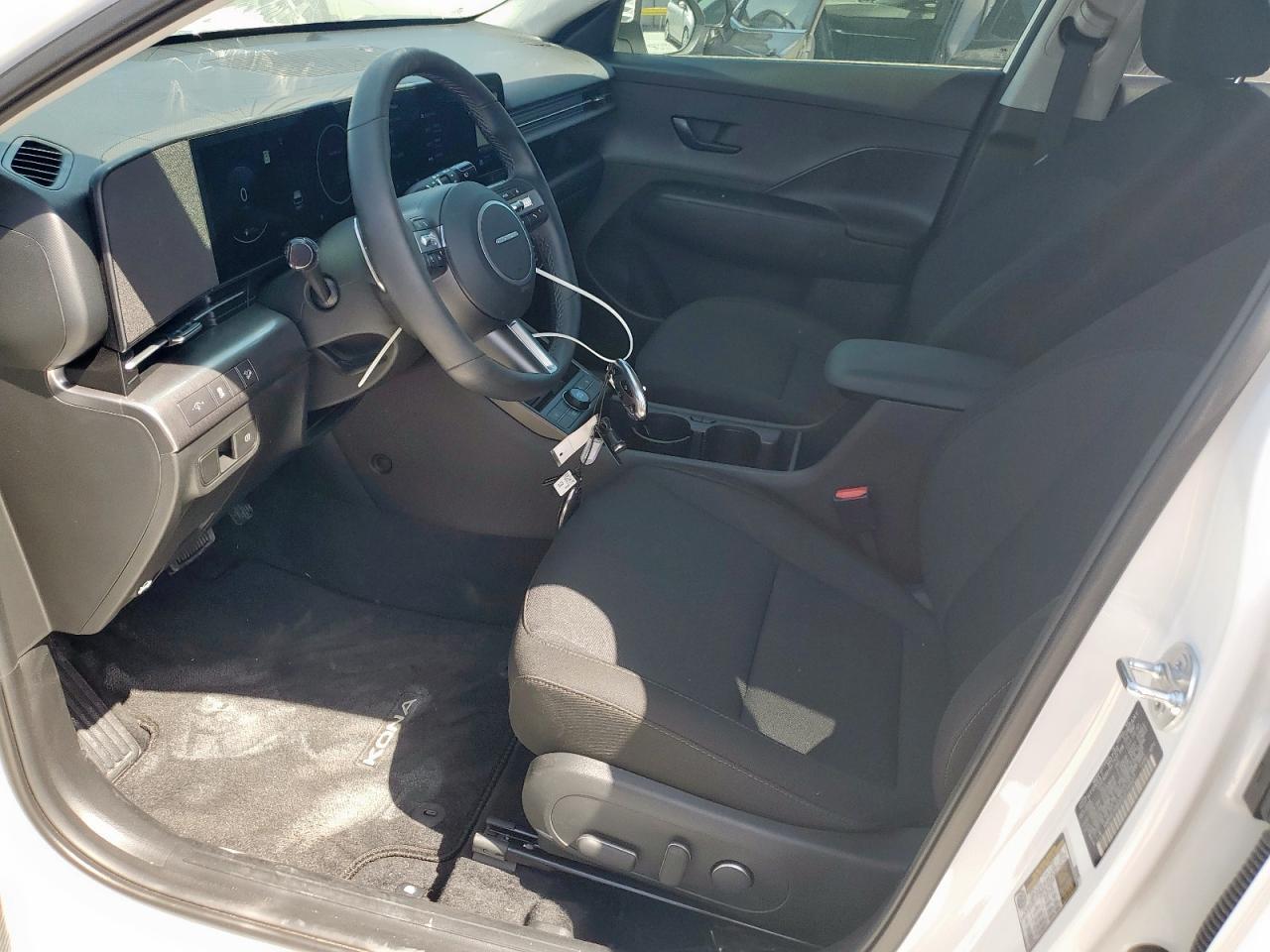 2025 Hyundai Kona Sel - Фото 7