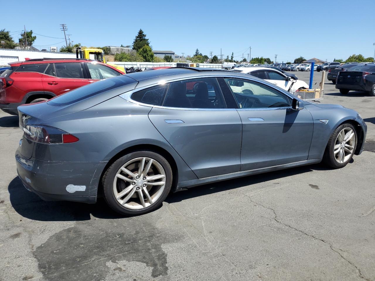 2012 Tesla Model S - Фото 3
