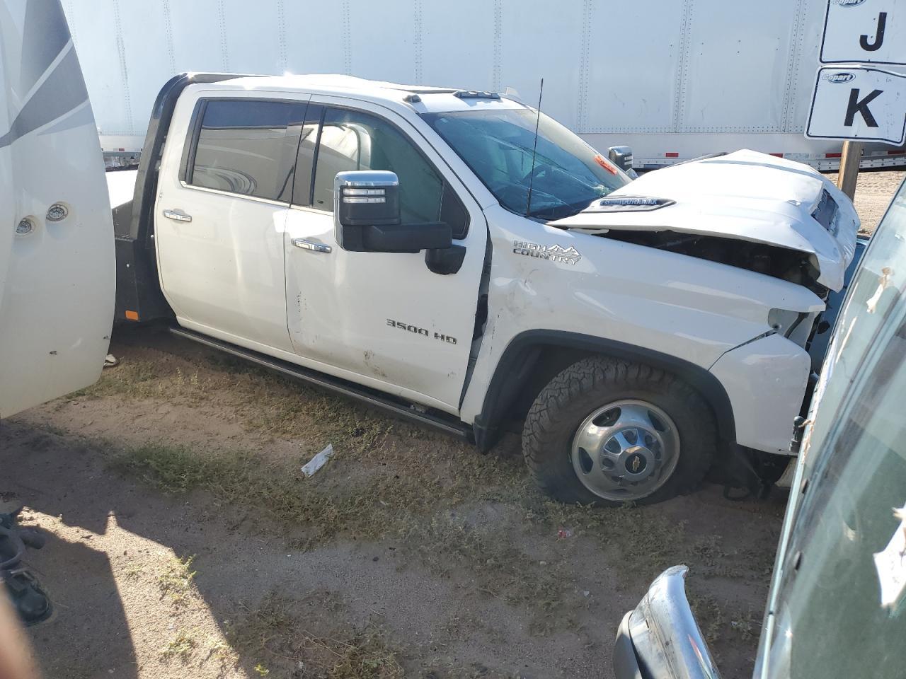 2022 Chevrolet Silverado K3500 High Country - Image 4