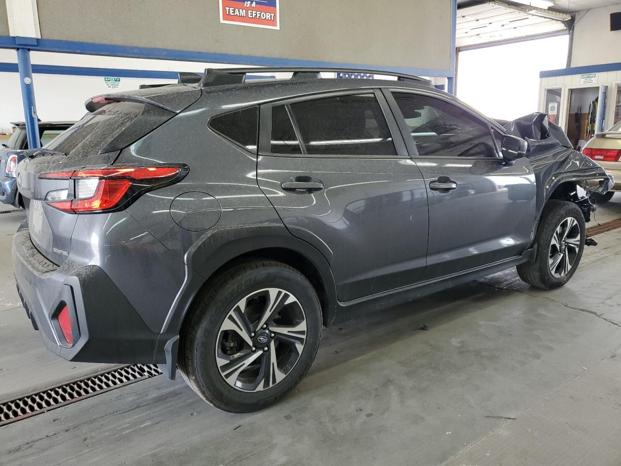 2024 Subaru Crosstrek Premium - Image 3